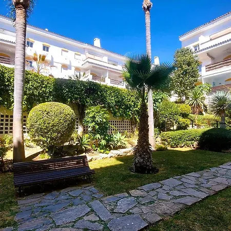 Apartment And Golfside In Guadalmina