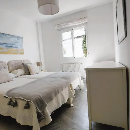 Apartamento And Golfside In Guadalmina *
